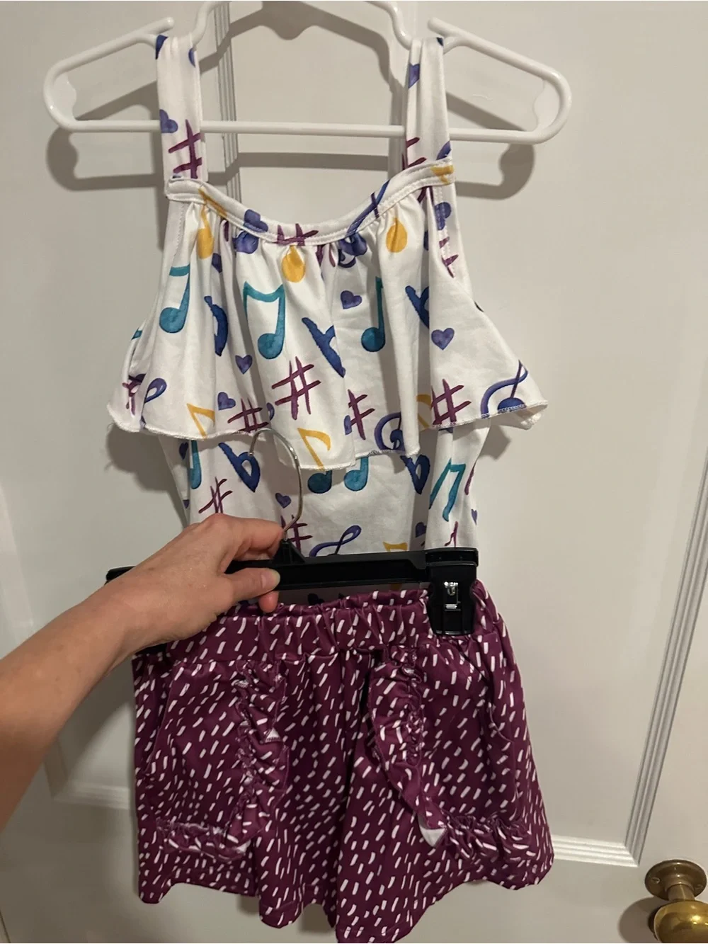 Girls White Musical Note Ruffle Tank Top/shorts Lightweight Summer set Size 5